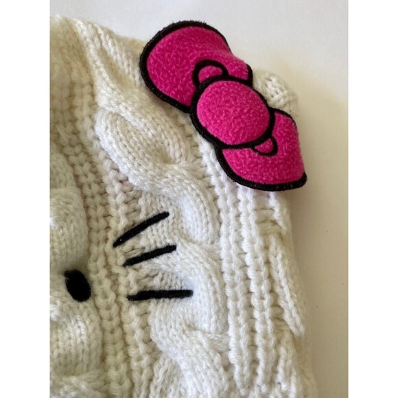 EUC Hello Kitty Hat Chunky Cable Knit Hat Sanrio White Girls Size OS - Picture 2 of 4